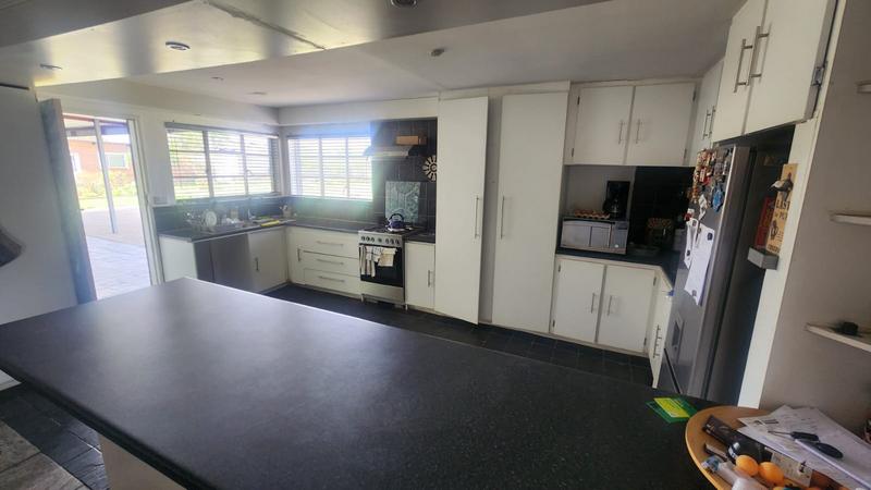4 Bedroom Property for Sale in Kwaggafontein Free State